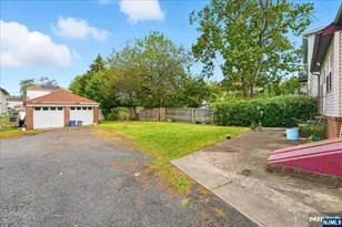 116 Howard Ave, Passaic, NJ 07055 - Photo 34