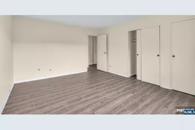 164 Diamond Bridge 18 #18, Hawthorne, NJ 07506 - Photo 10