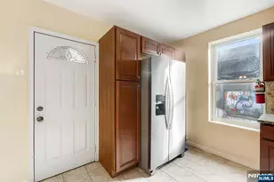 14 Van Wagenen St, Newark, NJ 07104 - Photo 6