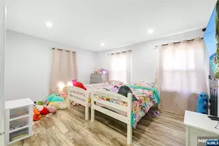 170 Clinton Pl, Newark, NJ 07112 - Photo 12