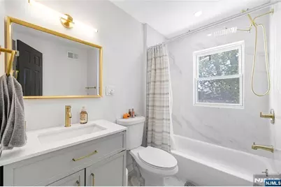 170 Clinton Place, Newark, NJ 07112 - Photo 10