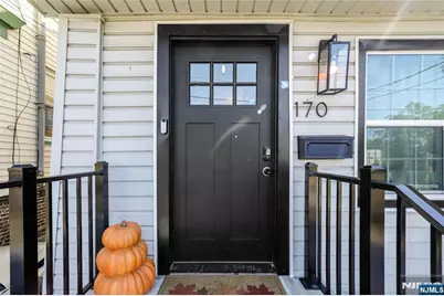 170 Clinton Place, Newark, NJ 07112 - Photo 18