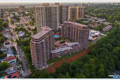 200 Winston Drive 716 #716, Cliffside Park, NJ 07010 - Photo 30