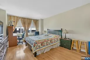 2000 Linwood Ave 22R, Fort Lee, NJ 07024 - Photo 12