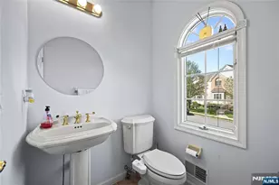 1078 Smith Manor Blvd 40, West Orange Township, NJ 07052 - Photo 6
