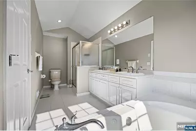1078 Smith Manor Boulevard 40 #40, West Orange Township, NJ 07052 - Photo 28