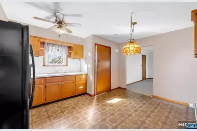 356 Westminster Place, Lodi, NJ 07644 - Photo 18