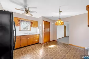 356 Westminster Pl, Lodi, NJ 07644 - Photo 18