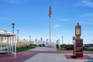 4 Beacon 800, Jersey City, NJ 07304 - Photo 20