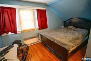 196 Hayward Pl, Wallington, NJ 07057 - Photo 12