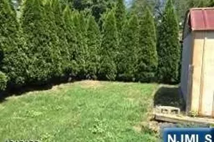 12 Franklin Pl, Wanaque, NJ 07420 - Photo 4
