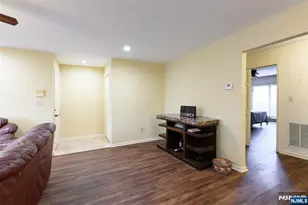 4 Domessina Ln D1, Caldwell, NJ 07006 - Photo 22
