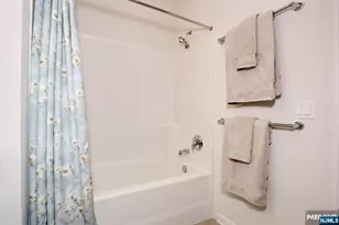 10203 Warrens Way W/Deeded Garage, Wanaque, NJ 07465 - Photo 26