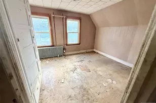 17 Schley St, Garfield, NJ 07026 - Photo 10