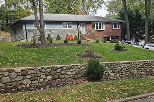 11 Surrey, Hawthorne, NJ 07506 - Photo 1