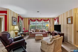 25 Mayer Dr, Clifton, NJ 07012 - Photo 2