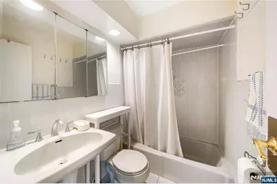 413 76th Street, North Bergen, NJ 07047 - Photo 10