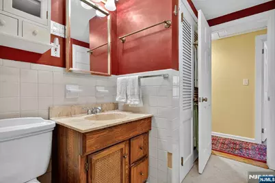33 Shawnee Parkway, Jefferson Township, NJ 07885 - Photo 24