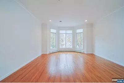 112 Winding Creek Way, Old Tappan, NJ 07675 - Photo 10