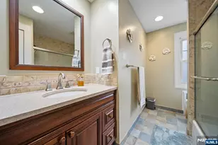 70 Highland Ave, Midland Park, NJ 07432 - Photo 18