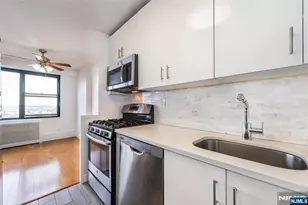 500 Central Ave 717, Union City, NJ 07087 - Photo 12
