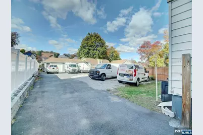 173 Hornblower Avenue, Belleville, NJ 07109 - Photo 28