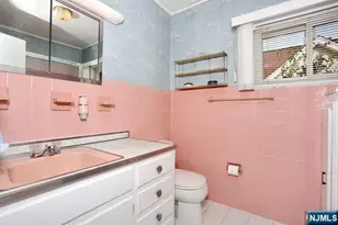 192 Broadway, Hillsdale, NJ 07642 - Photo 28