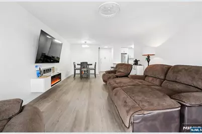 555 North Avenue 22-D #22-D, Fort Lee, NJ 07024 - Photo 8