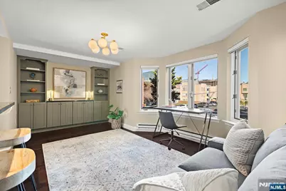 307 Chase Court, Edgewater, NJ 07020 - Photo 14