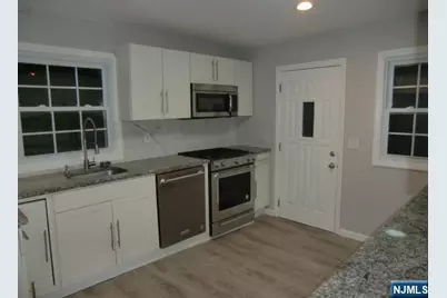 291 Liberty Road, Englewood, NJ 07631 - Photo 14