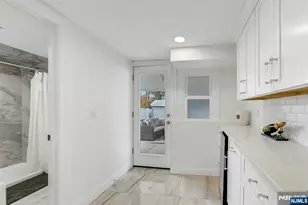 384 Mountain Ave, Washington Township, NJ 07676 - Photo 18