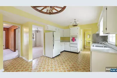 37 Filmore Avenue, Livingston, NJ 07039 - Photo 10