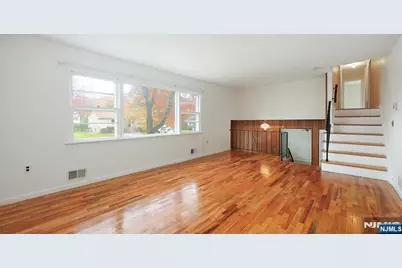 37 Filmore Avenue, Livingston, NJ 07039 - Photo 4