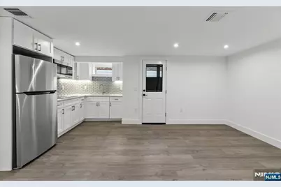 1107 Fairview Lane, Fort Lee, NJ 07024 - Photo 30