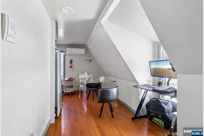 99 Alexander Street, Newark, NJ 07106 - Photo 36
