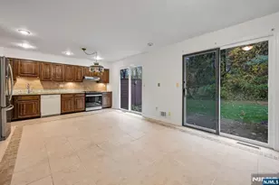 2 Carriage Ln, Sparta Township, NJ 07871 - Photo 10