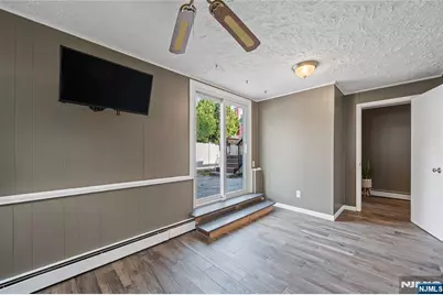 156 Margaret Avenue, Nutley, NJ 07110 - Photo 20