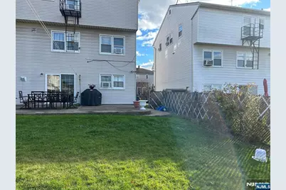 17A Garden Drive, Elmwood Park, NJ 07407 - Photo 8