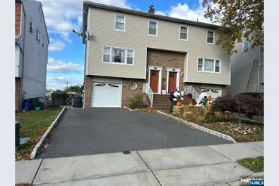 17A Garden Drive, Elmwood Park, NJ 07407 - Photo 2