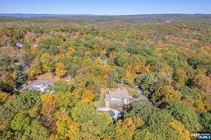 7 Stonehedge Dr, Hardyston Township, NJ 07460 - Photo 4