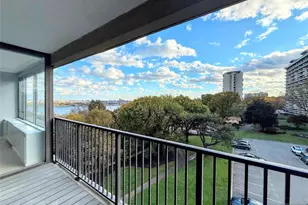 5 Horizon Road 311, Fort Lee, NJ 07024 - Photo 2