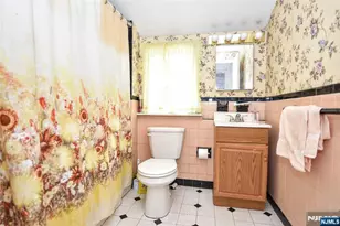 31 Campbell St, Waldwick, NJ 07463 - Photo 14