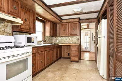 31 Campbell Street, Waldwick, NJ 07463 - Photo 8