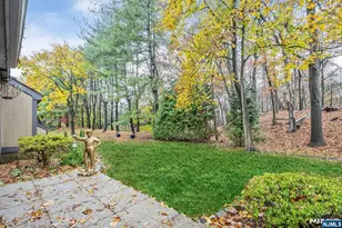 444B Bromley Pl B, Wyckoff Township, NJ 07481 - Photo 24