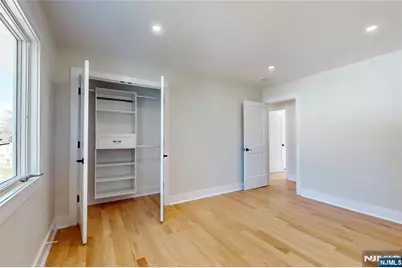 133 Morristown Place, Paramus, NJ 07652 - Photo 18