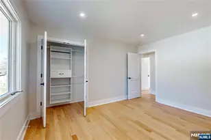 133 Morristown Pl, Paramus, NJ 07652 - Photo 18