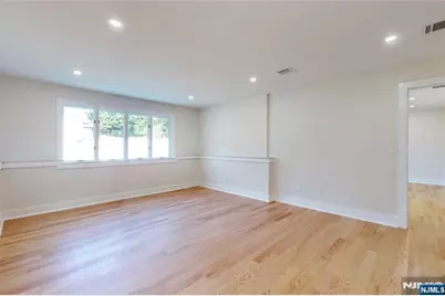 133 Morristown Place, Paramus, NJ 07652 - Photo 26