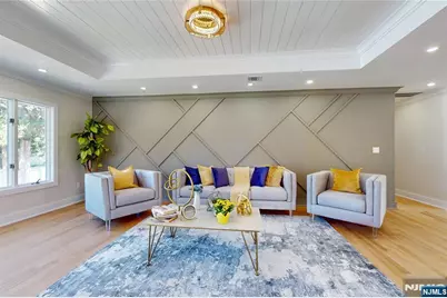 133 Morristown Place, Paramus, NJ 07652 - Photo 10