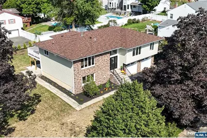 133 Morristown Place, Paramus, NJ 07652 - Photo 42