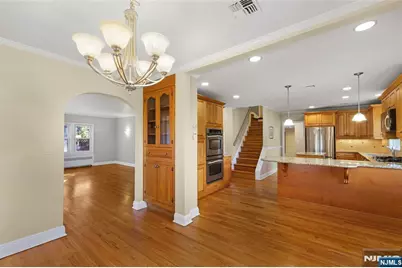 654 Suffern Road, Teaneck Township, NJ 07666 - Photo 8
